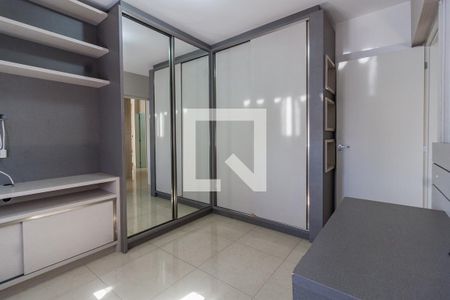 Quarto 2 de apartamento para alugar com 3 quartos, 90m² em Monte Cristo, Florianópolis