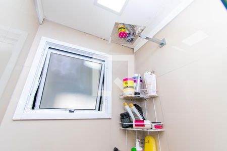 Apartamento para alugar com 47m², 2 quartos e 1 vaga Apartamento para alugar com 47m², 2 quartos e 1 vagaBanheiro