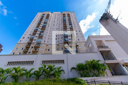 Apartamento para alugar com 47m², 2 quartos e 1 vaga Apartamento para alugar com 47m², 2 quartos e 1 vagaFachada