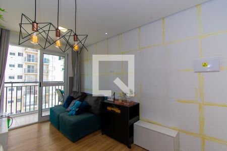 Sala de apartamento para alugar com 2 quartos, 47m² em Parque São Lourenço, São Paulo