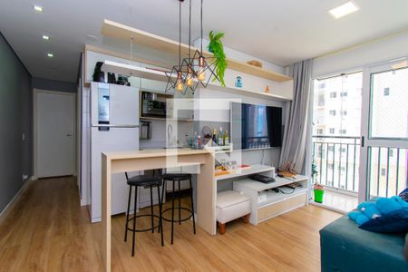 Sala de apartamento para alugar com 2 quartos, 47m² em Parque São Lourenço, São Paulo