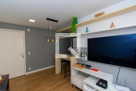 Sala de apartamento para alugar com 2 quartos, 47m² em Parque São Lourenço, São Paulo