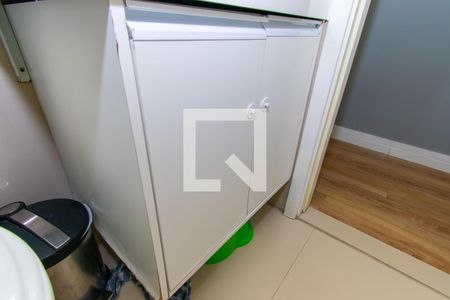 Apartamento para alugar com 47m², 2 quartos e 1 vaga Apartamento para alugar com 47m², 2 quartos e 1 vagaBanheiro