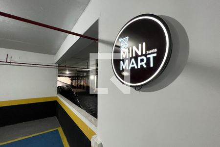 Studio à venda com 27m², 1 quarto e 1 vaga Studio à venda com 27m², 1 quarto e 1 vagaMercado 2