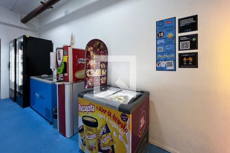 Studio à venda com 27m², 1 quarto e 1 vaga Studio à venda com 27m², 1 quarto e 1 vagaMercado