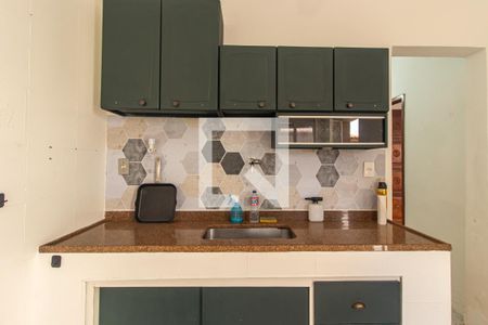 Casa de condomínio para alugar com 225m², 2 quartos e 1 vaga Casa de condomínio para alugar com 225m², 2 quartos e 1 vagaDetalhe da Cozinha