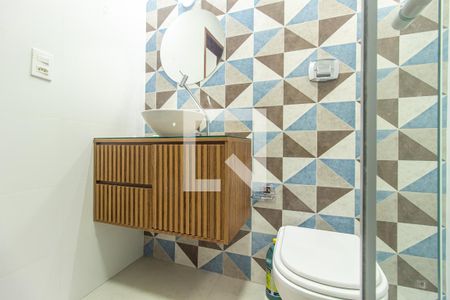 Casa de condomínio para alugar com 225m², 2 quartos e 1 vaga Casa de condomínio para alugar com 225m², 2 quartos e 1 vagaDetalhe do Banheiro