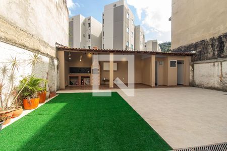 Casa de condomínio para alugar com 225m², 2 quartos e 1 vaga Casa de condomínio para alugar com 225m², 2 quartos e 1 vagaQuintal