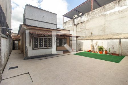 Casa de condomínio para alugar com 225m², 2 quartos e 1 vaga Casa de condomínio para alugar com 225m², 2 quartos e 1 vagaQuintal