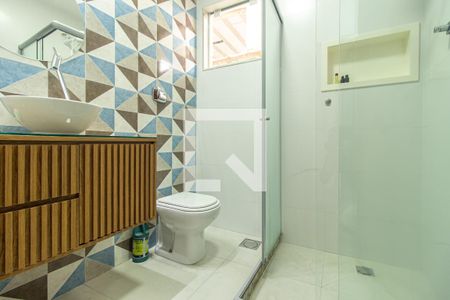 Casa de condomínio para alugar com 225m², 2 quartos e 1 vaga Casa de condomínio para alugar com 225m², 2 quartos e 1 vagaDetalhe do Banheiro