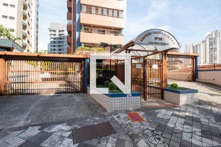 Apartamento para alugar com 47m², 2 quartos e 1 vaga Apartamento para alugar com 47m², 2 quartos e 1 vagaFachada