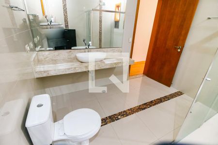 Casa para alugar com 174m², 3 quartos e 2 vagas Casa para alugar com 174m², 3 quartos e 2 vagasBanheiro da Suíte