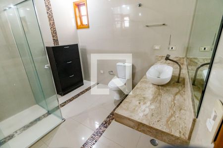 Casa para alugar com 174m², 3 quartos e 2 vagas Casa para alugar com 174m², 3 quartos e 2 vagasBanheiro da Suíte