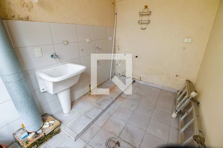 Casa para alugar com 174m², 3 quartos e 2 vagas Casa para alugar com 174m², 3 quartos e 2 vagasÁrea de Serviço