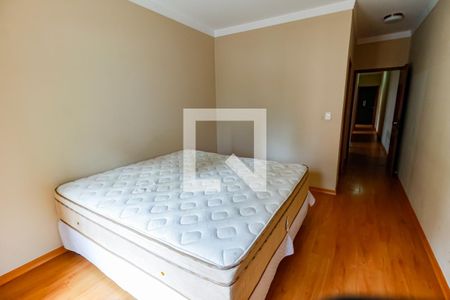 Casa para alugar com 174m², 3 quartos e 2 vagas Casa para alugar com 174m², 3 quartos e 2 vagasSuíte