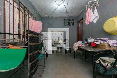 Casa à venda com 90m², 2 quartos e 2 vagasArea de Serviço