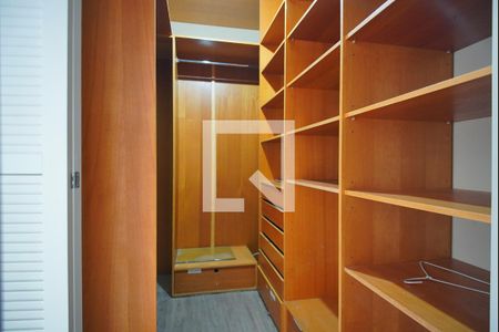 Closet  de apartamento para alugar com 2 quartos, 90m² em Rio Branco, Porto Alegre