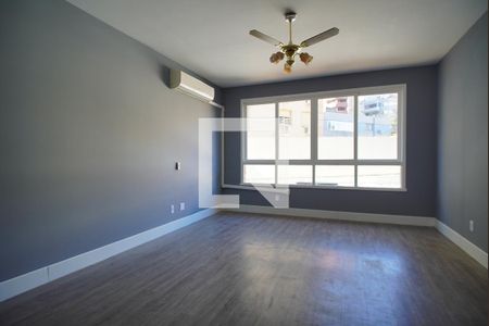 Sala  de apartamento para alugar com 2 quartos, 90m² em Rio Branco, Porto Alegre