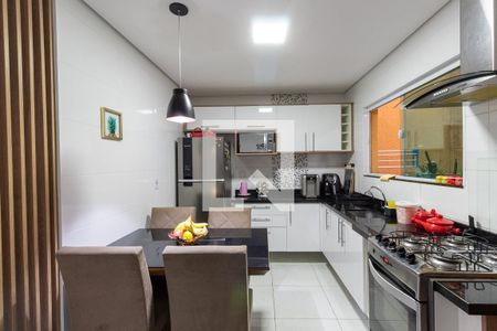 Casa de condomínio à venda com 60m², 2 quartos e 1 vagaCozinha