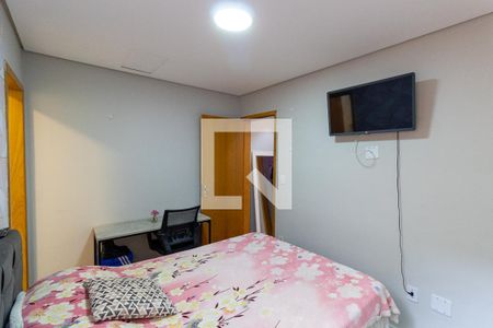 Casa de condomínio à venda com 60m², 2 quartos e 1 vagaQuarto Suíte