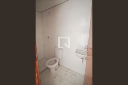 Banheiro de kitnet/studio à venda com 1 quarto, 32m² em Vila Mazzei, São Paulo