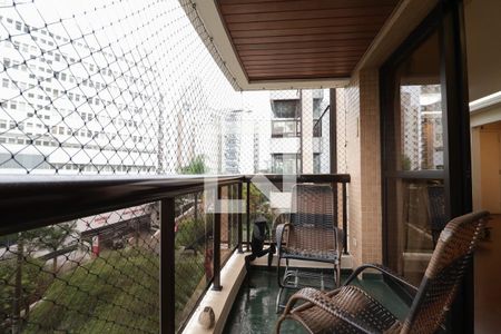 Apartamento à venda com 143m², 4 quartos e 3 vagasVaranda da Sala