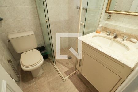 Apartamento à venda com 143m², 4 quartos e 3 vagasBanheiro da Suíte 1