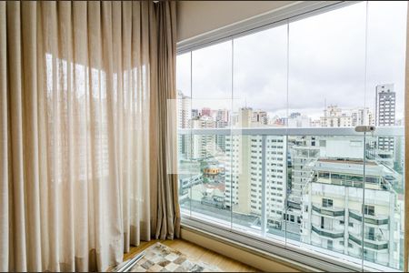 Varanda de apartamento para alugar com 1 quarto, 45m² em Cerqueira César, São Paulo