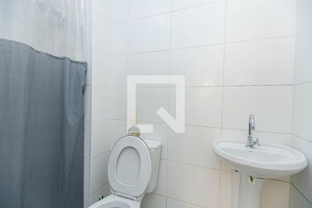 Banheiro de apartamento à venda com 1 quarto, 33m² em Vila Ema, São Paulo
