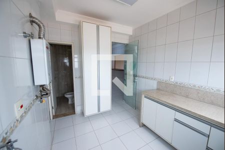 Apartamento para alugar com 120m², 3 quartos e 2 vagas Apartamento para alugar com 120m², 3 quartos e 2 vagasÁrea de Serviço