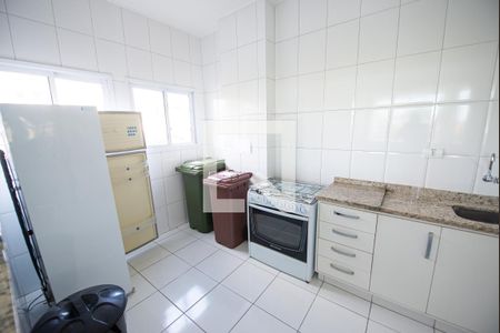 Apartamento para alugar com 120m², 3 quartos e 2 vagas Apartamento para alugar com 120m², 3 quartos e 2 vagasCozinha do Salão de Festas