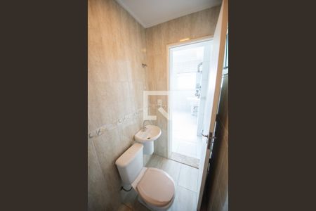 Apartamento para alugar com 120m², 3 quartos e 2 vagas Apartamento para alugar com 120m², 3 quartos e 2 vagasBanheiro de Serviço