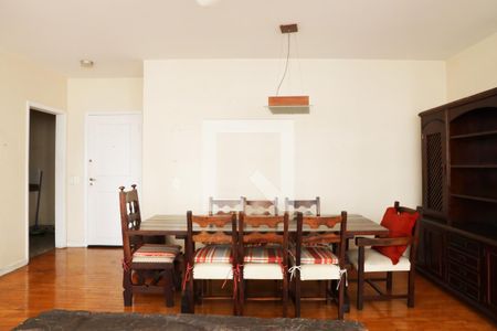 Apartamento para alugar com 110m², 2 quartos e 1 vagaSala