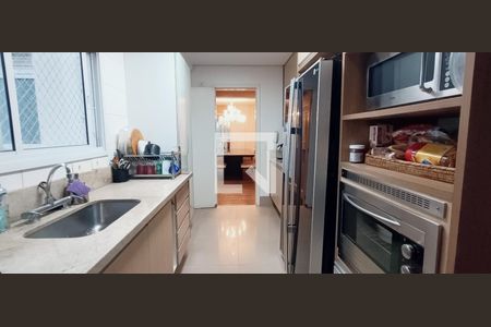 Apartamento para alugar com 136m², 3 quartos e 2 vagasCozinha