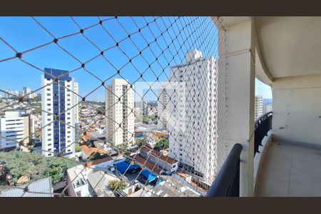 Varanda de apartamento para alugar com 3 quartos, 136m² em Vila Ipojuca, São Paulo