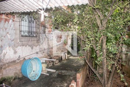 Casa para alugar com 120m², 2 quartos e 1 vagaQuintal