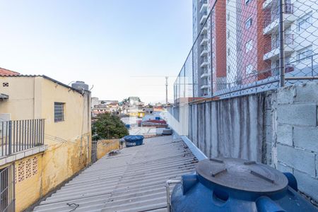 Vista de casa para alugar com 1 quarto, 40m² em Helena Maria, Osasco