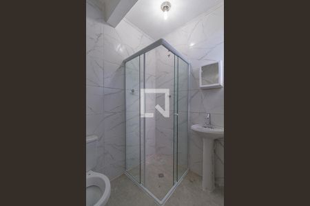 Banheiro de casa para alugar com 1 quarto, 40m² em Helena Maria, Osasco