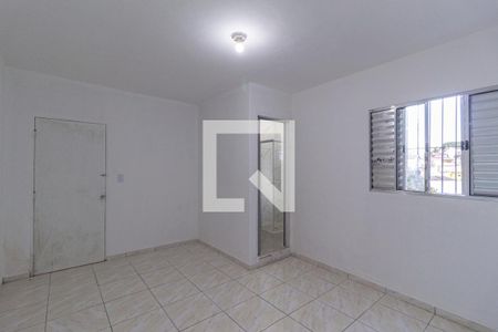 Quarto de casa para alugar com 1 quarto, 40m² em Helena Maria, Osasco