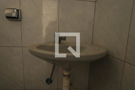 Casa para alugar com 40m², 1 quarto e sem vaga Casa para alugar com 40m², 1 quarto e sem vagaBanheiro