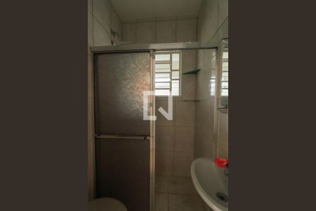 Banheiro de casa para alugar com 1 quarto, 40m² em Parque Peruche, São Paulo