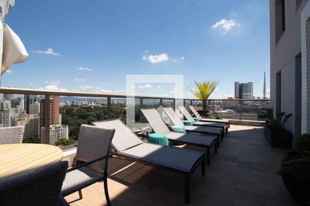 Apartamento à venda com 120m², 2 quartos e 1 vaga Apartamento à venda com 120m², 2 quartos e 1 vagaÁrea comum - Piscina