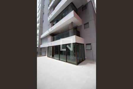 Apartamento à venda com 120m², 2 quartos e 1 vaga Apartamento à venda com 120m², 2 quartos e 1 vagaVaranda