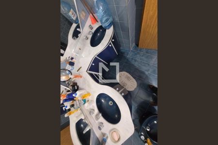 Casa à venda com 500m², 3 quartos e 6 vagasBanheiro Quarto 2 - Suíte