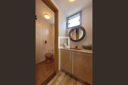 Casa à venda com 500m², 3 quartos e 6 vagasBanheiro Terraço