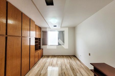 Casa à venda com 500m², 3 quartos e 6 vagasQuarto 1