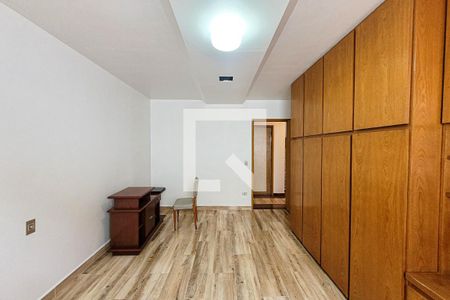 Casa à venda com 500m², 3 quartos e 6 vagasQuarto 1