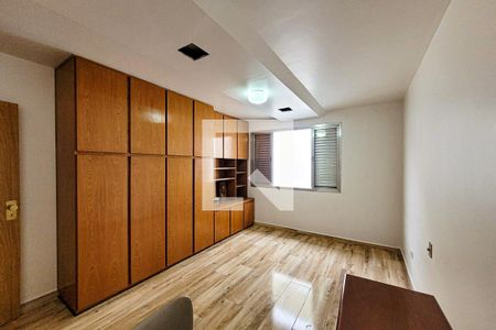 Casa à venda com 500m², 3 quartos e 6 vagasQuarto 1