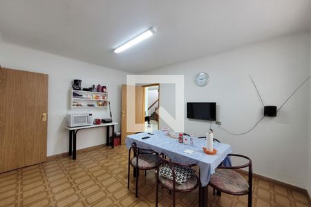 Casa à venda com 500m², 3 quartos e 6 vagasCopa