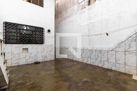 Quintal de casa à venda com 3 quartos, 175m² em Jardim Nossa Senhora do Carmo, São Paulo
